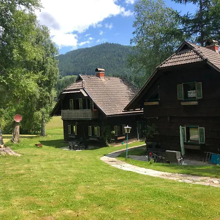 Ferienhaus Marktl *